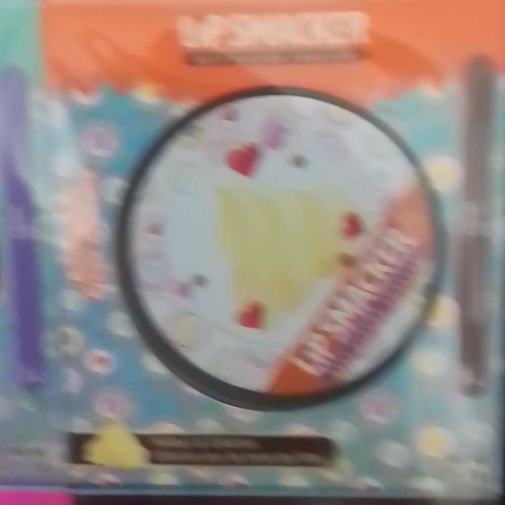 Lip Balm - Picture 3 of 9